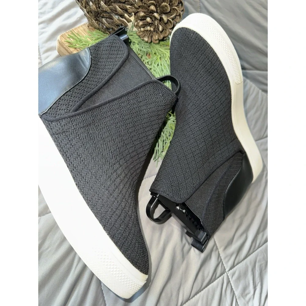 Steve Madden Ditta Black Knit Wedge Bootie Sneakers Women's 9.5 M Slip On
